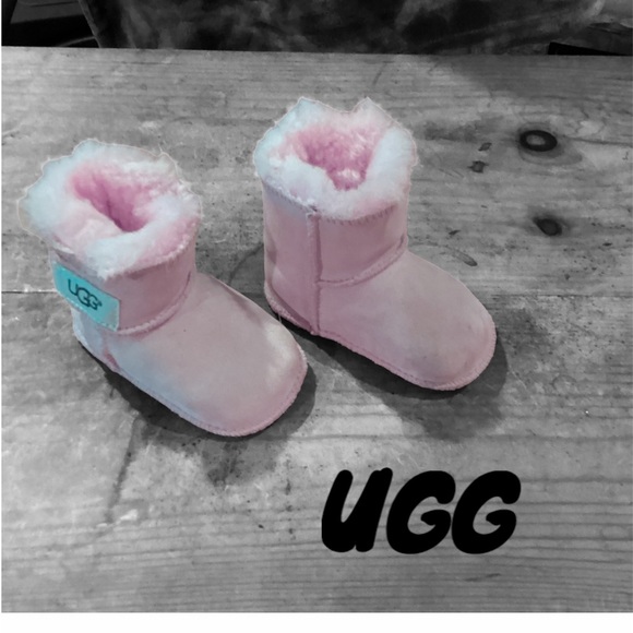 Ugg Pink Boots - Picture 2 of 9